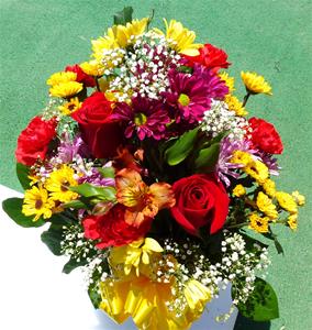 30. Large Fresh Bouquet of Fall Flowers